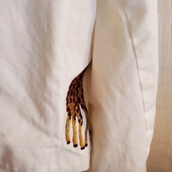 WHITE WITH GOLD ladies Jacket By PRAVATA SIZE 4 - Picture 9 of 10